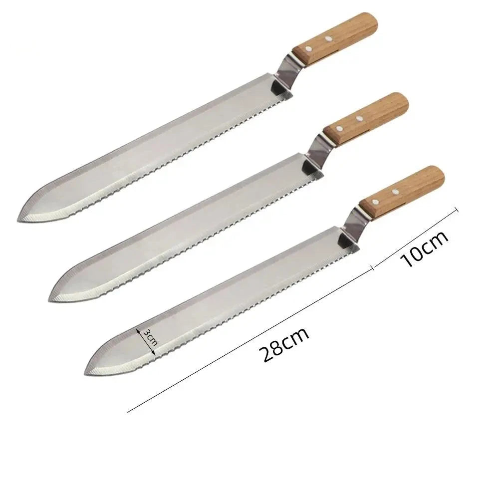 Stainless steel knife for cutting honey