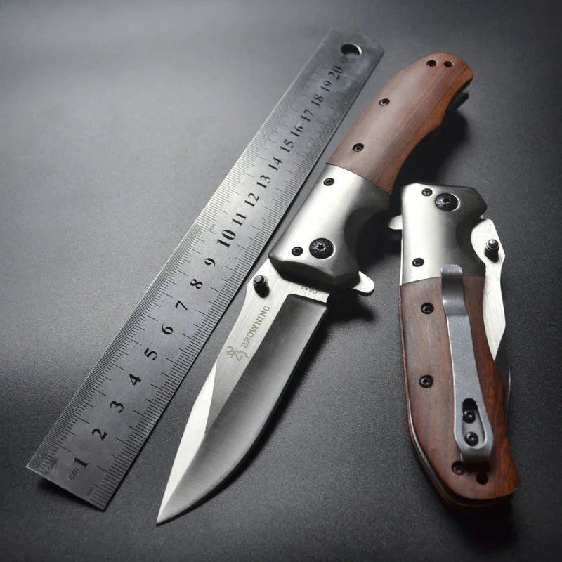 Folding pocket knife for the discerning.