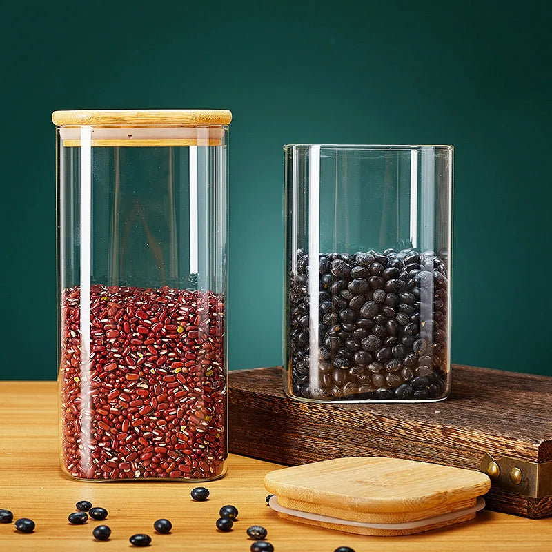 Premium glass containers with bamboo lid for grains