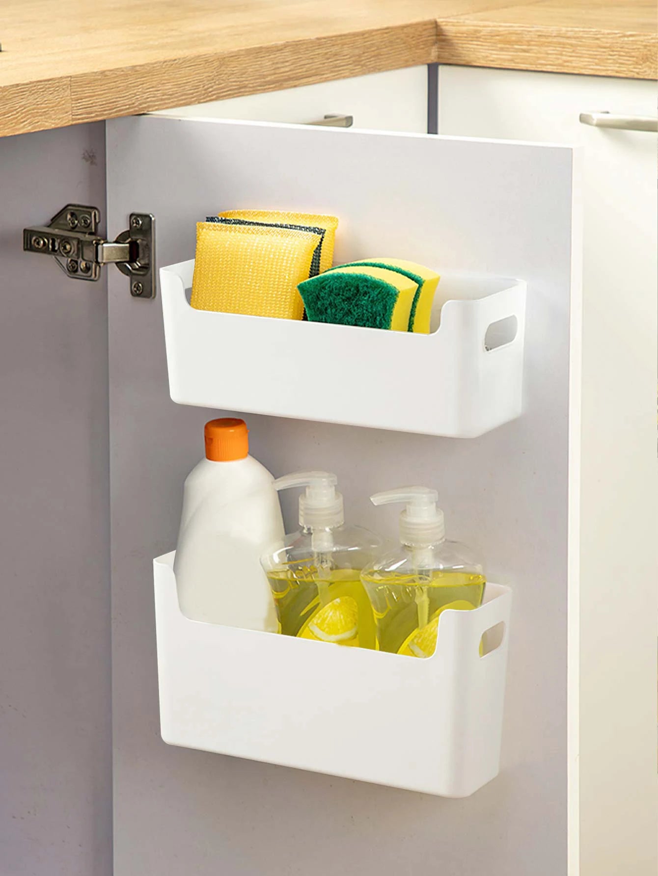 Multifunctional plastic holder to organize cleaning tools